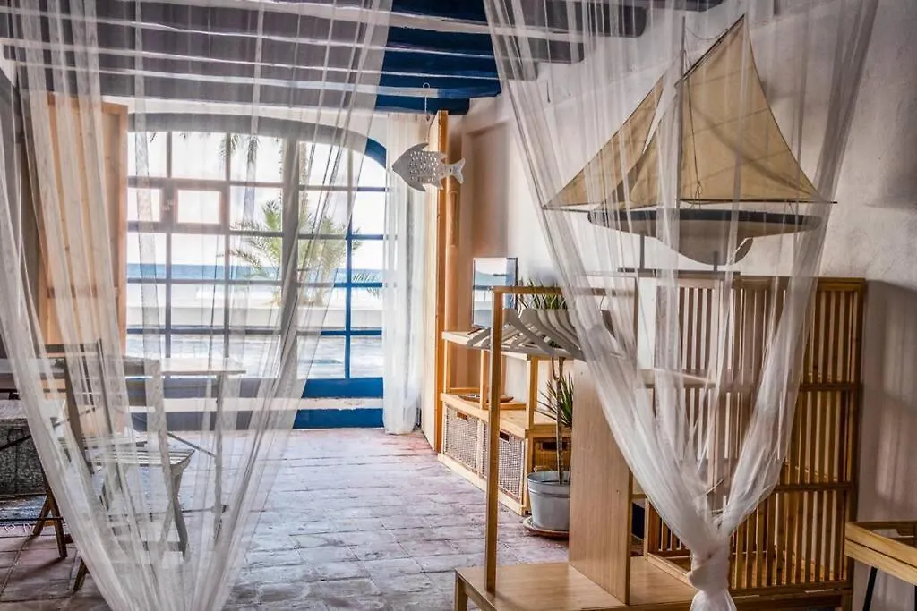 La Casa De Las Barcas Suite A Pie De Playa Calafell 0*,