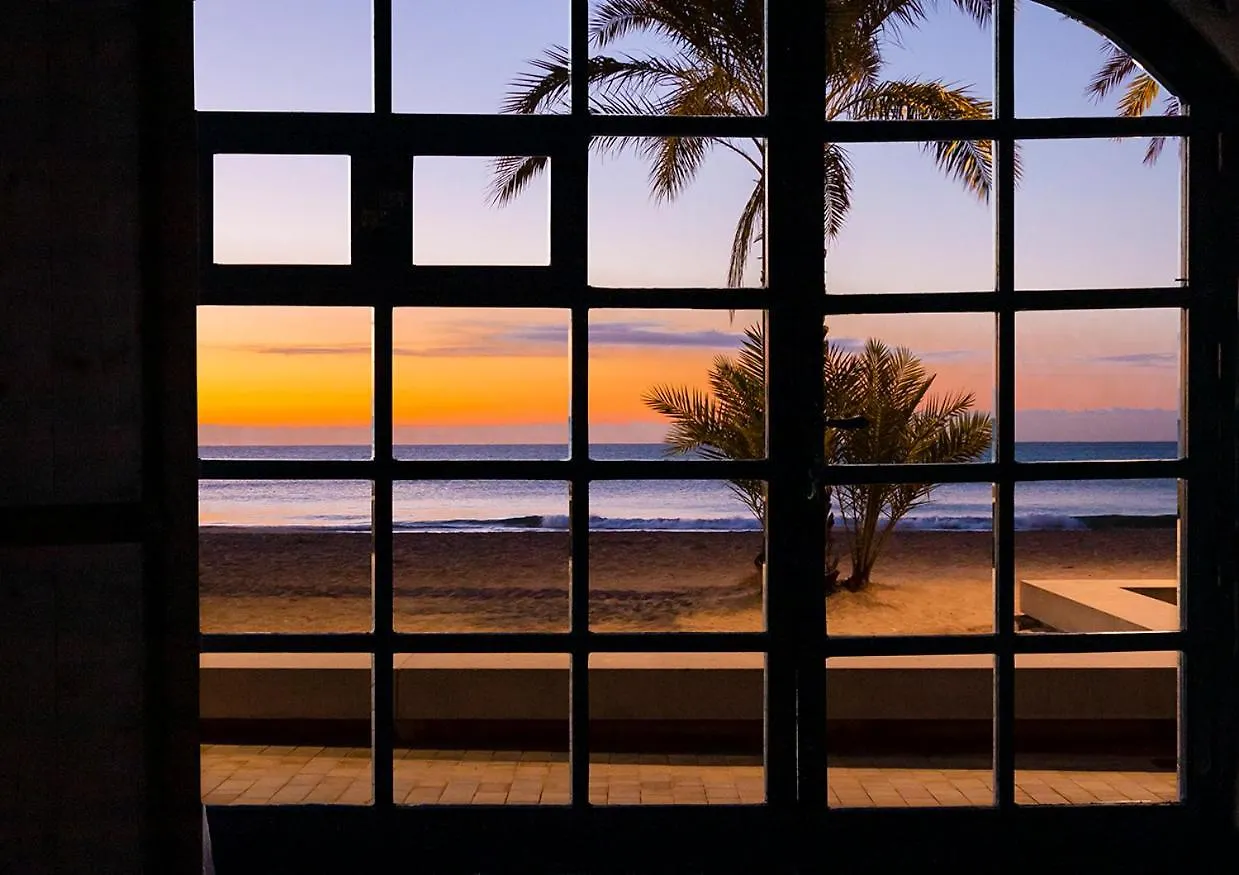 La Casa De Las Barcas Suite A Pie De Playa Calafell Spain